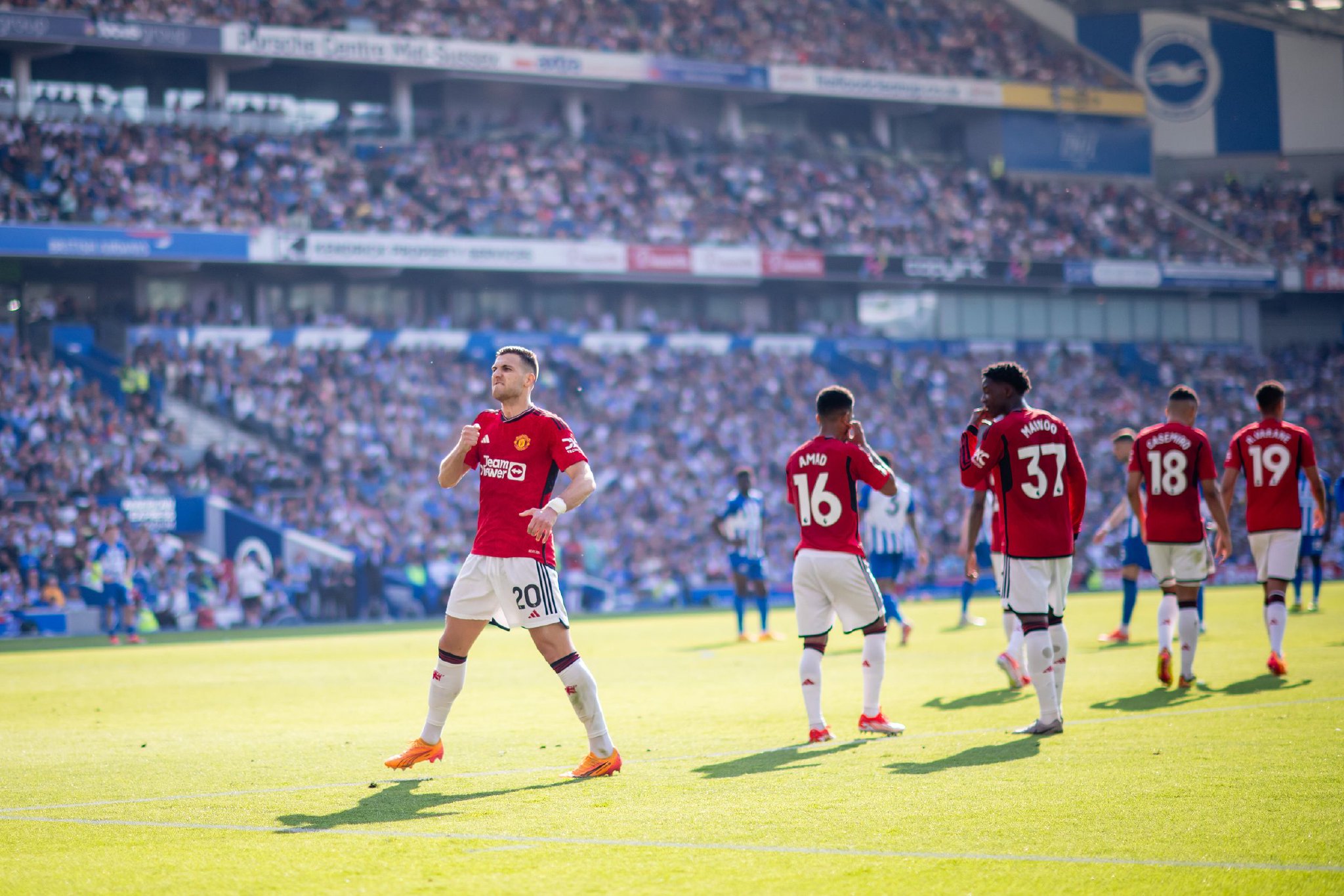 球产业的发 球产业的发