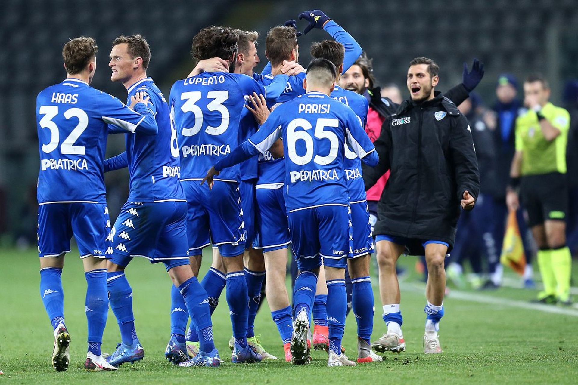 美重新站上 美重新站上